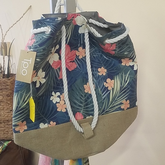 Beach Back Pack - Picture 2 of 2